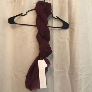 Brand new charming Charlie scarf